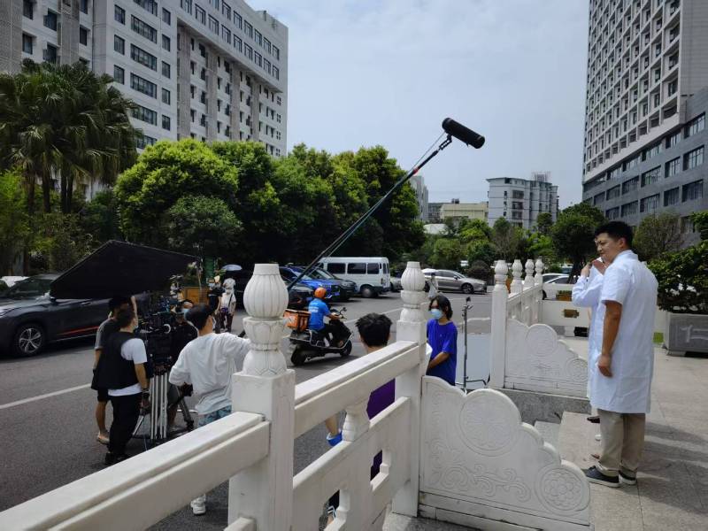 金台区广告片拍摄公司低成本实现高规格制作的诀窍